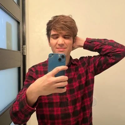 @deefizzy - Twitter Account Stats
