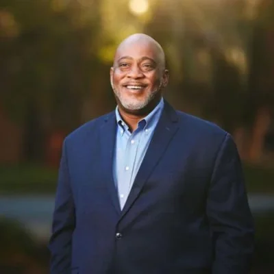 @desmondmeade - Twitter Account Stats