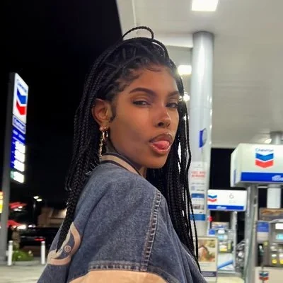 @diamondwhite - Twitter Account Stats