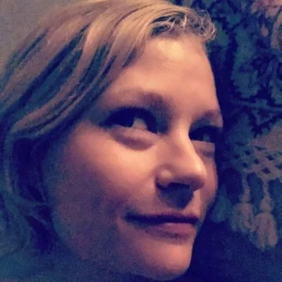 @emiliederavin - Twitter Account Stats