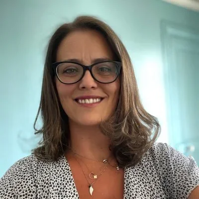 @emilielopez - Twitter Account Stats
