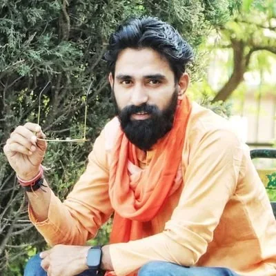 @hemendra_tri - Twitter Account Stats