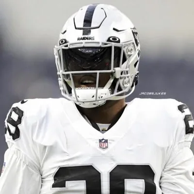 @iAM_JoshJacobs - Twitter Account Stats