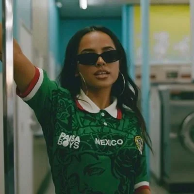 @iambeckyg - Twitter Account Stats