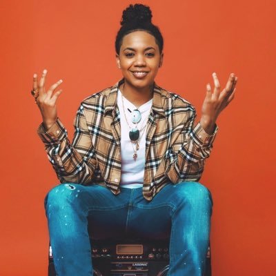 TYRA B