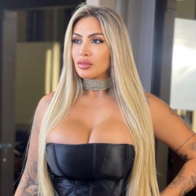 Juju Ferrari ✨