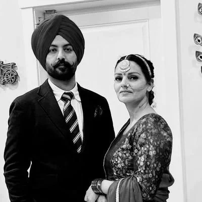 @komalbela - Twitter Account Stats