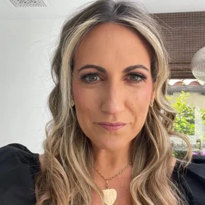 @laceyvrose - Twitter Account Stats