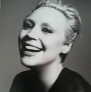 @lovegwendoline - Twitter Account Stats