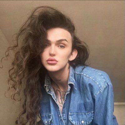 AMO ELIZABETH