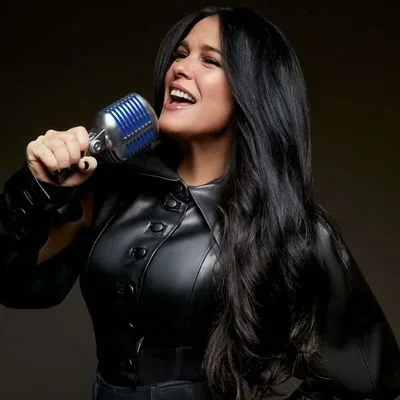 @marthadebayle - Twitter Account Stats