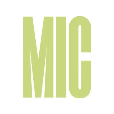 @mic - Twitter Account Stats