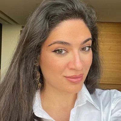 @nadinewnjeim - Twitter Account Stats