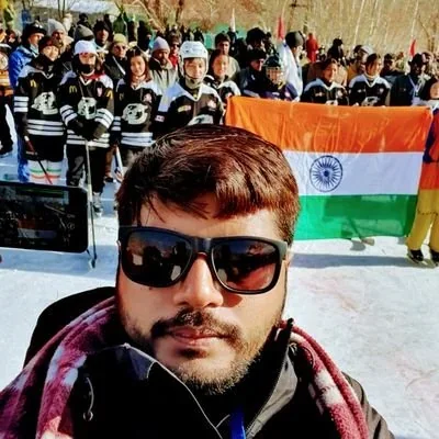 @navneetmishra99 - Twitter Account Stats