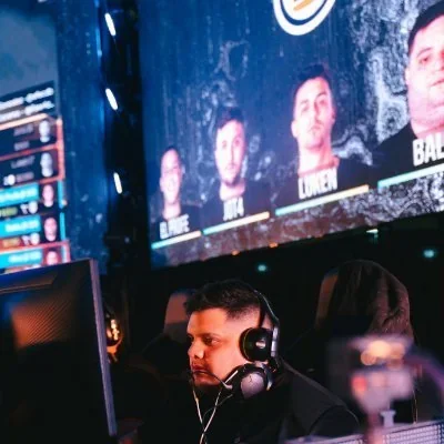 @nikozfps - Twitter Account Stats