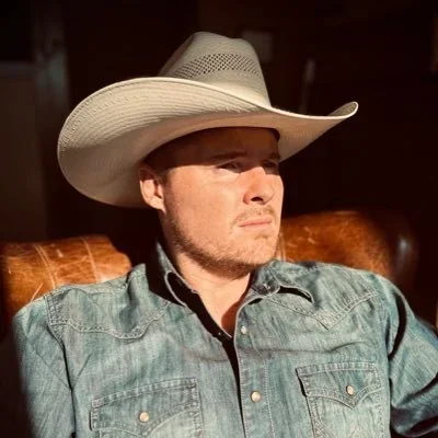 @noaheverett - Twitter Account Stats