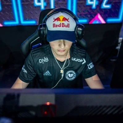 @nyhrox - Twitter Account Stats