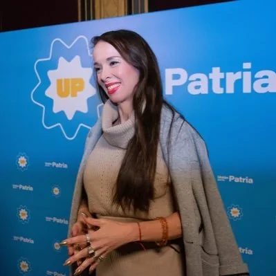 @onettovictoria - Twitter Account Stats