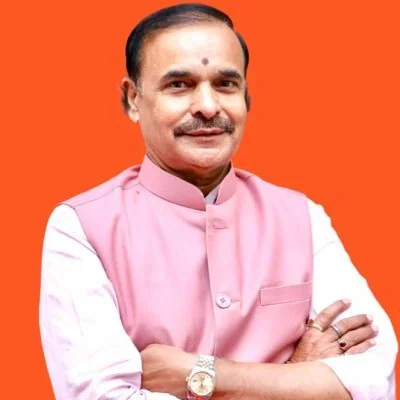 @pujari_mangilal - Twitter Account Stats