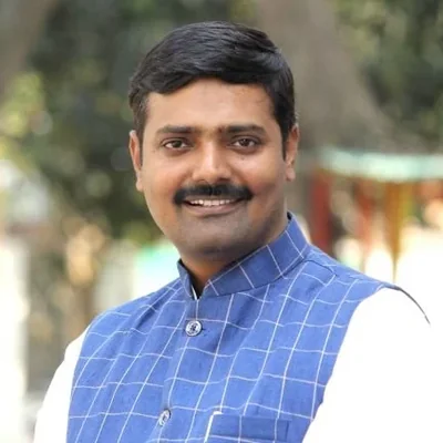 @rakeshbjpup - Twitter Account Stats