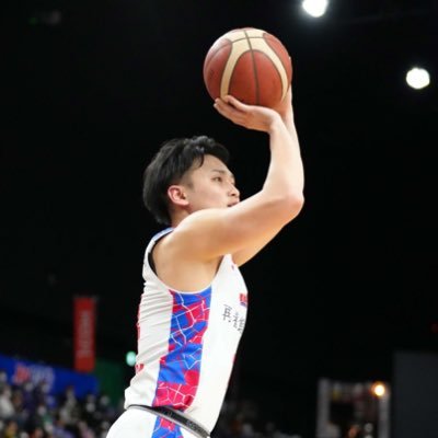 本村亮輔