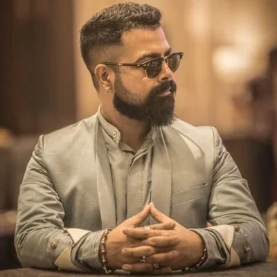 @santoshariharan - Twitter Account Stats