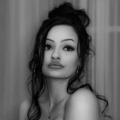 @sascharichards - Twitter Account Stats