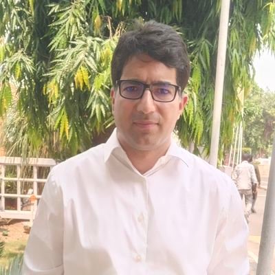Shah Faesal