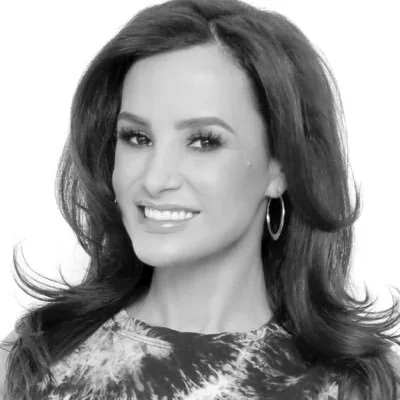 @thereallisaann - Twitter Account Stats