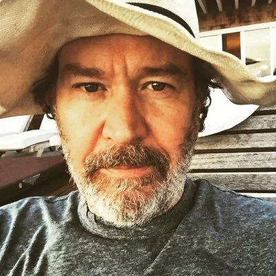 @timhutton - Twitter Account Stats
