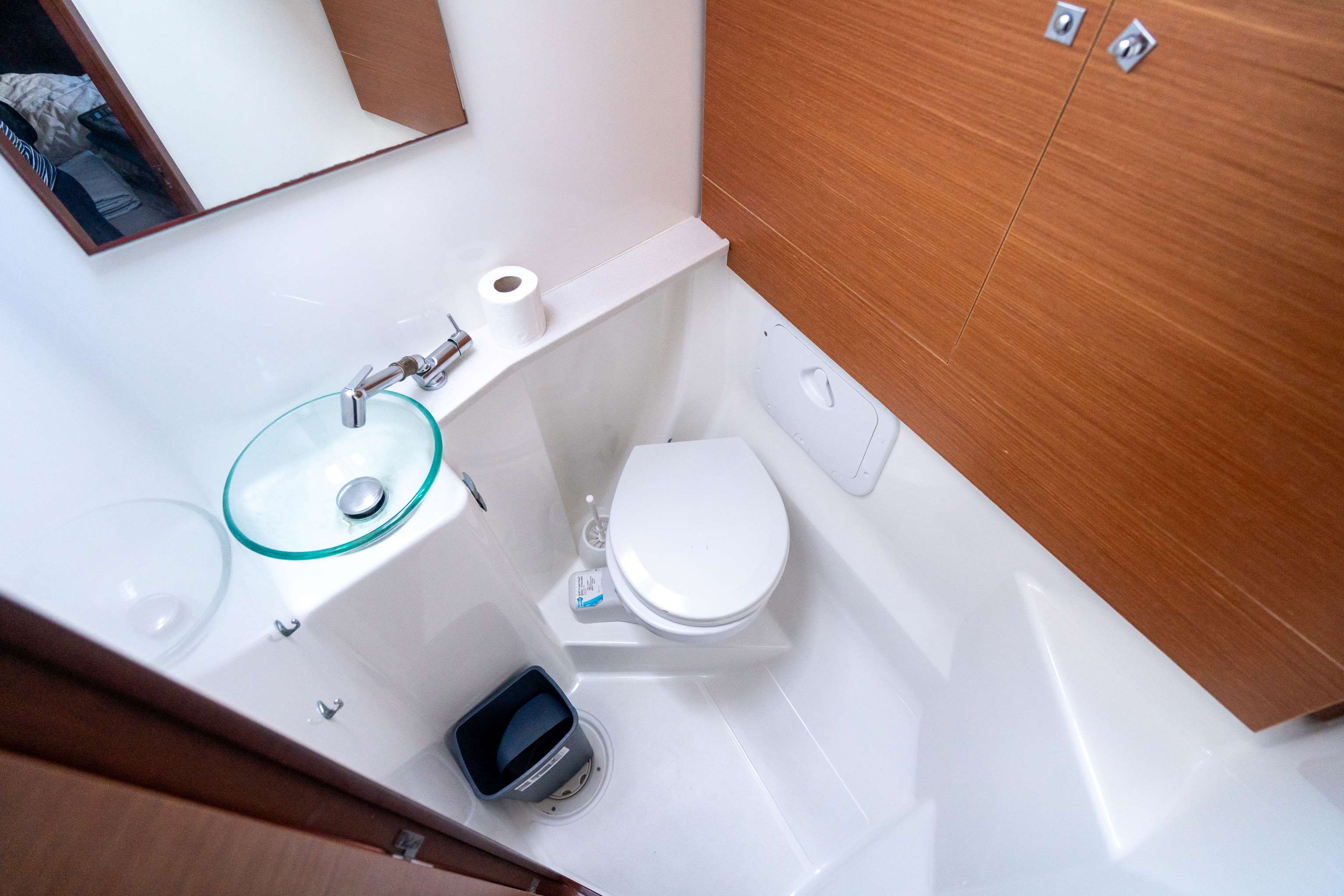 Dufour 460 GL - 5 cab. - PICABIA, picture 17