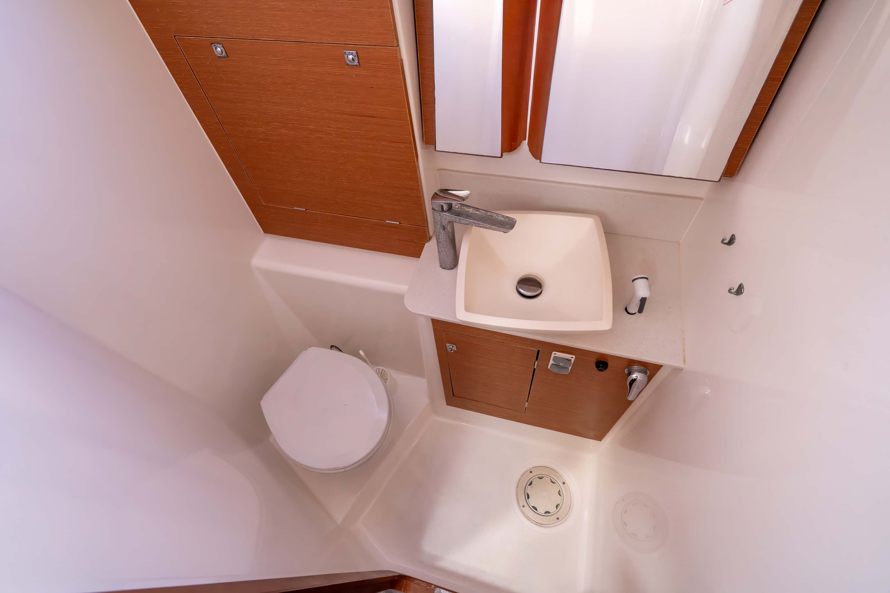 Dufour 460 GL - 5 cab. - DOTTEREL , picture 13