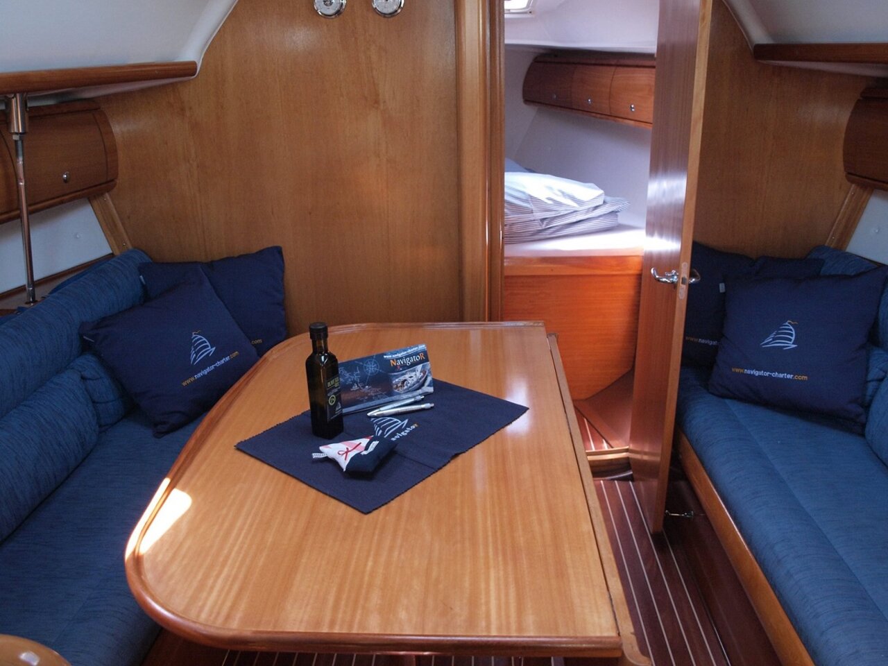 Bavaria 32 - Sea Star, picture 7