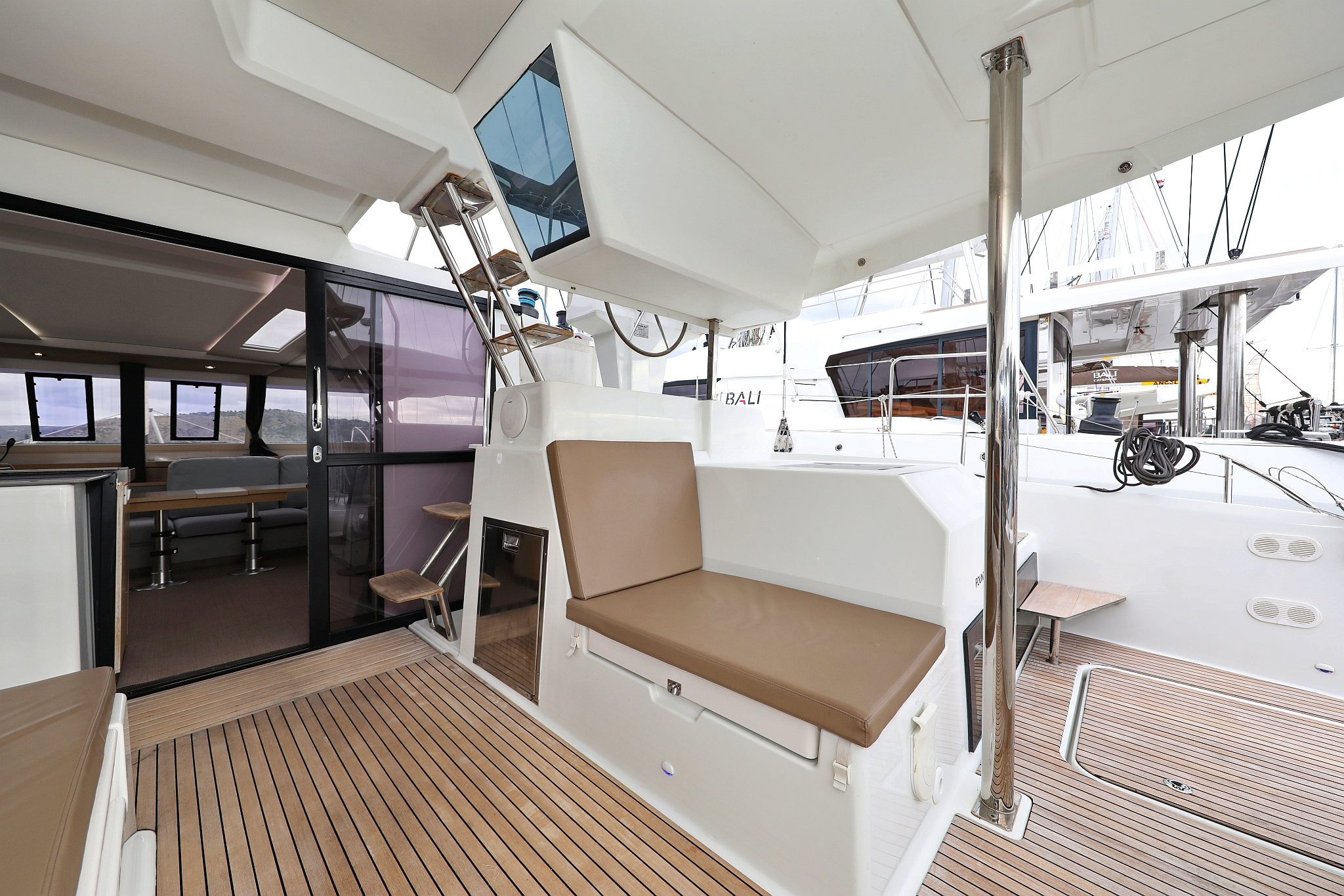 Fountaine Pajot Saona 47 Quintet - 5 + 1 cab. - Martin V, picture 8