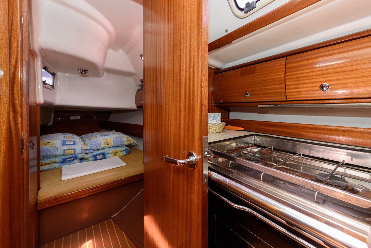 Bavaria 36 - Ema, picture 9