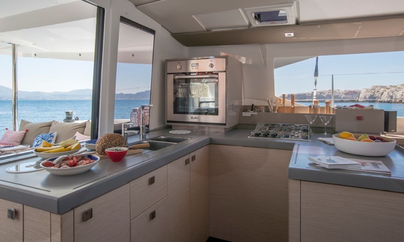 Fountaine Pajot Astrea 42 - 4 + 2 cab. - WHITEHAVEN, picture 9