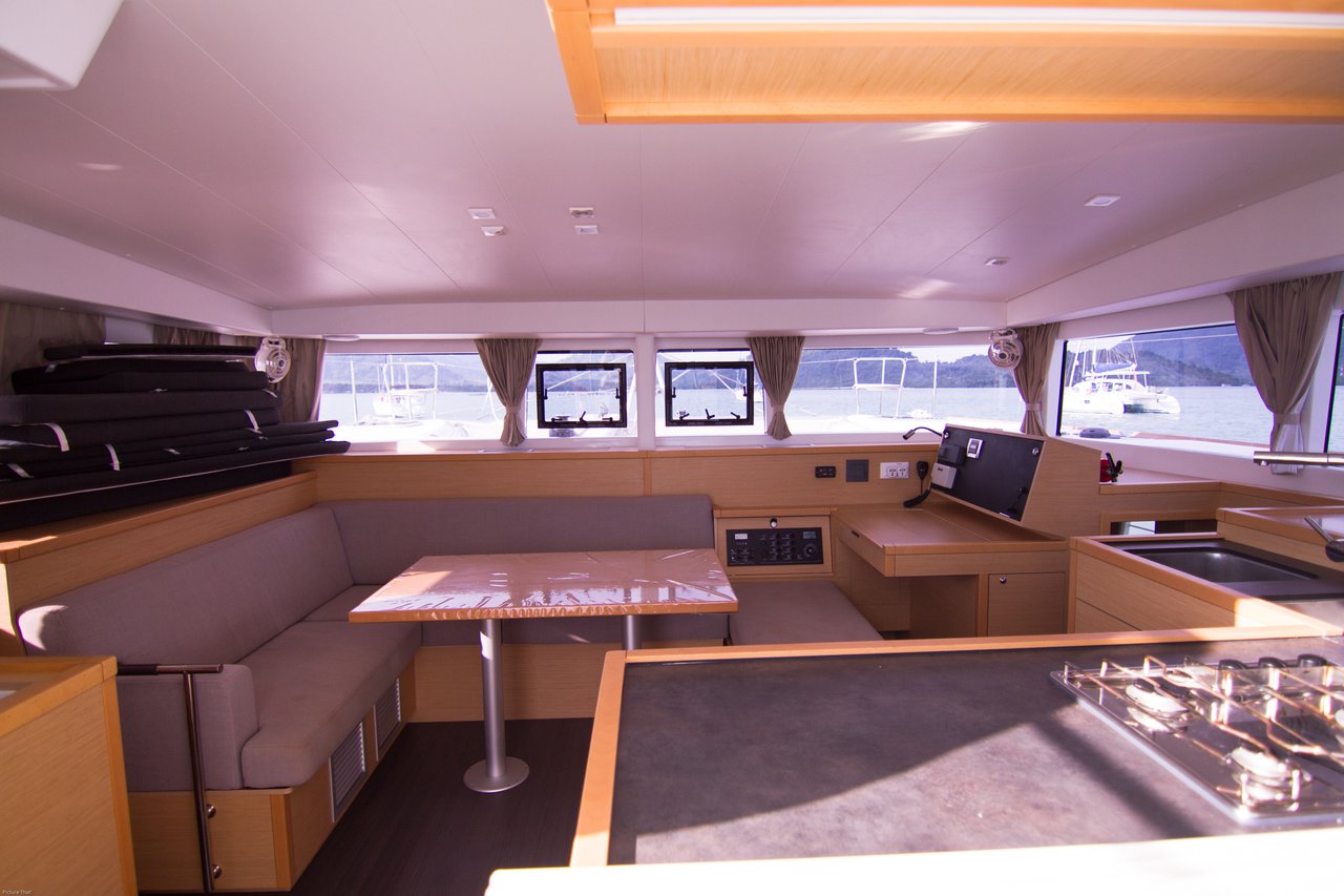 Lagoon 400 S2 - 4 + 1 cab. - Anastasia, picture 16