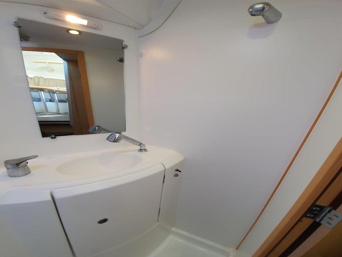 Lagoon 380 - 4 + 1 cab. - Amelie, picture 14