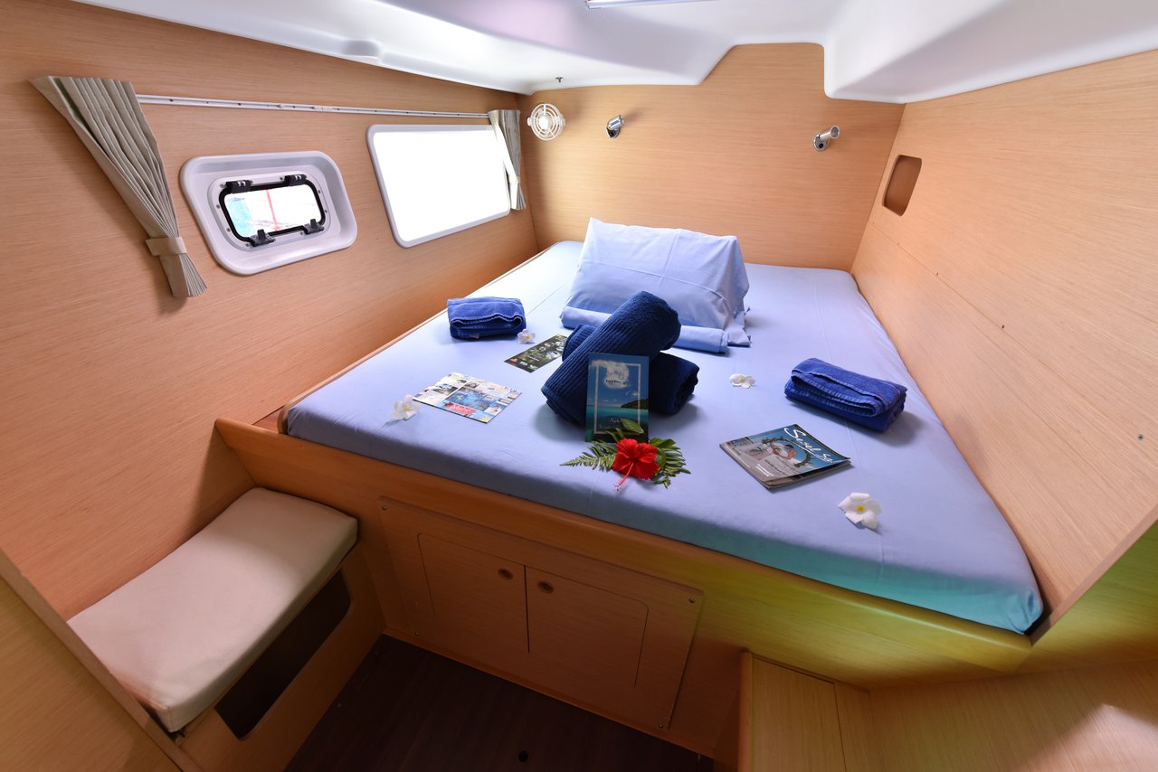 Lagoon 380 - 3 + 2 cab. - Magikal, picture 17