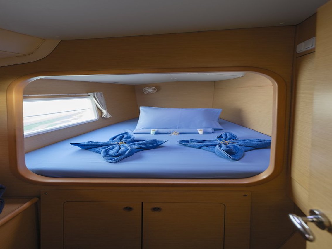 Lagoon 380 - 3 + 2 cab. - Magikal, picture 16