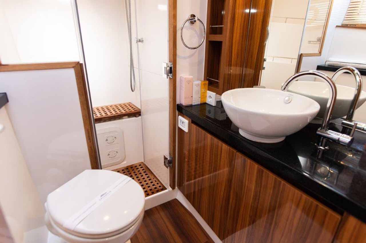 Aquila 44 - Adriatic Z, picture 27