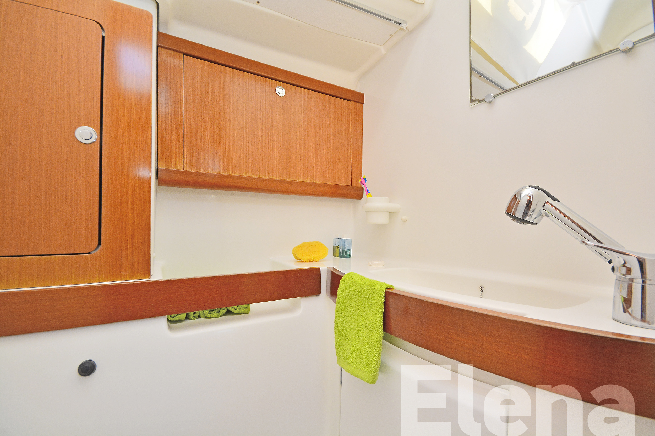 Oceanis 43 - Elena, picture 14