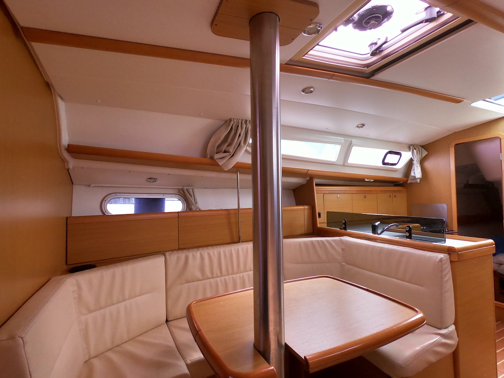 Sun Odyssey 36i Performance - Bliksem, picture 11