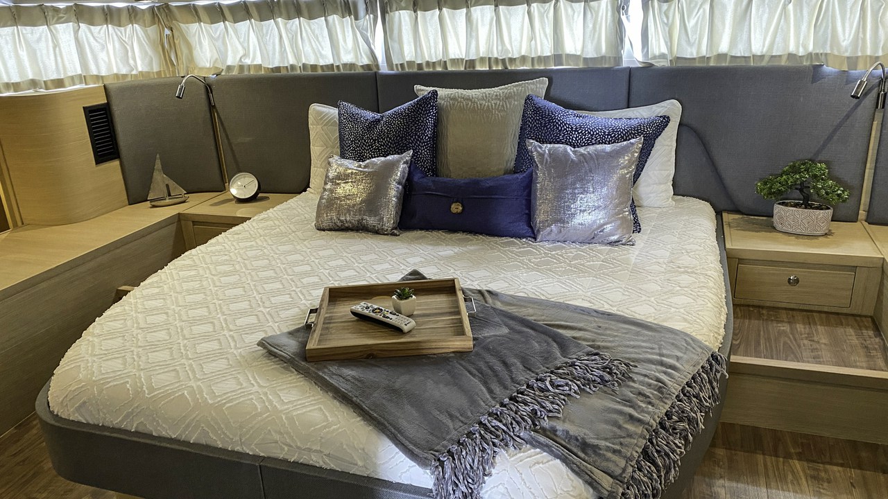 Aquila 54 - 4 + 2 cab. - By My Side, picture 21