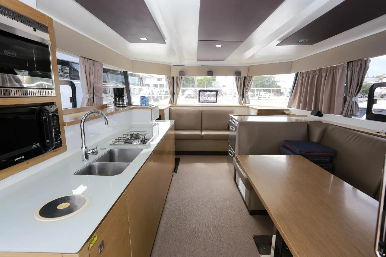 Fountaine Pajot MY 37 - Dream Star, picture 16