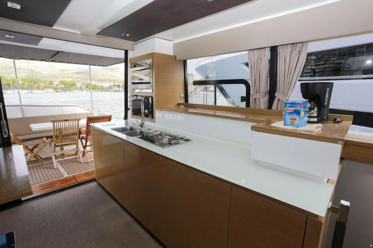 Fountaine Pajot MY 37 - Dream Star, picture 22