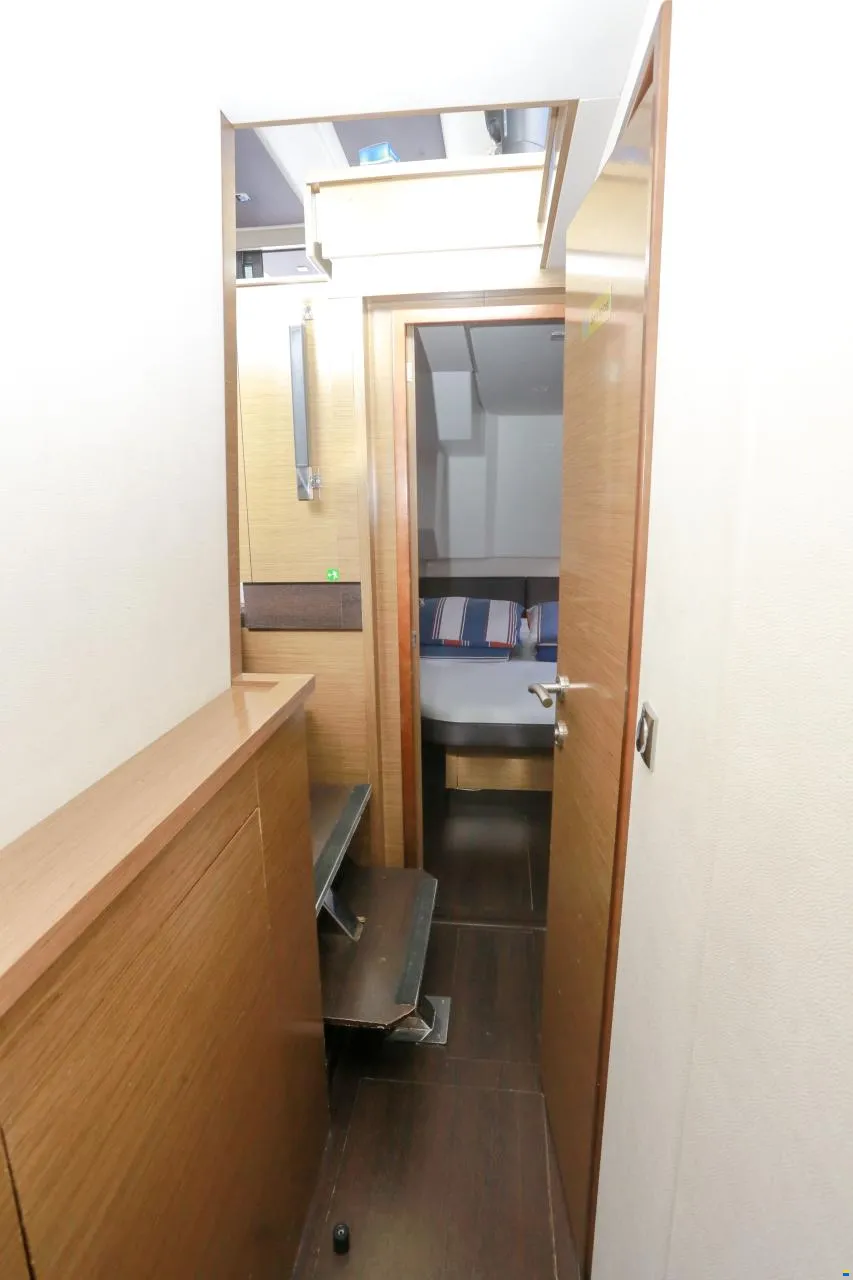 Fountaine Pajot MY 37 - Dream Star, picture 13