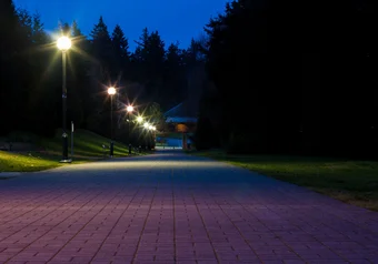 ubc main mall - outdoor study