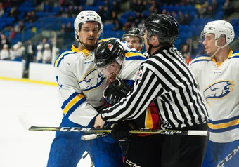 UBC-Calgary Canada West hockey QF, February 2018