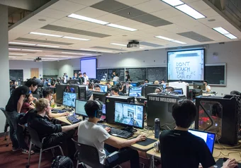 Esports_UBC_Cup_20150510_Victor_Hogrefe.jpg